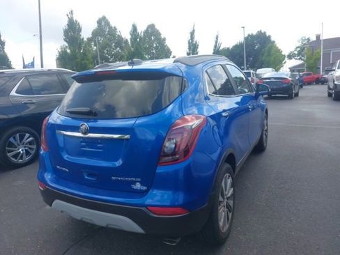 Used 2018 Buick Encore Preferred FWD image 2