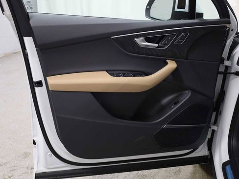 New 2026 Audi Q7 Premium image 16