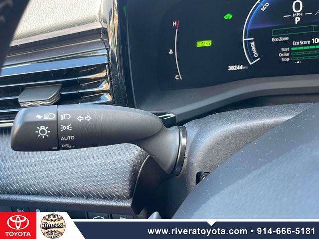 Certified 2025 Toyota Camry SE FWD image 23