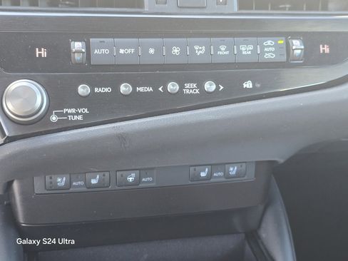 Used 2023 Lexus ES 350 w/ Premium Package image 24