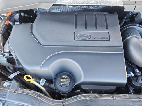 Used 2021 Land Rover Discovery Sport S image 25