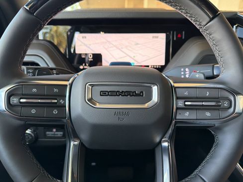 New 2026 GMC Yukon XL Denali w/ Denali Reserve Package RWD image 26