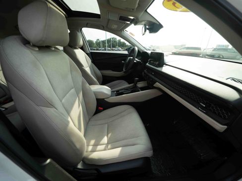 Used 2025 Honda Accord SE image 26