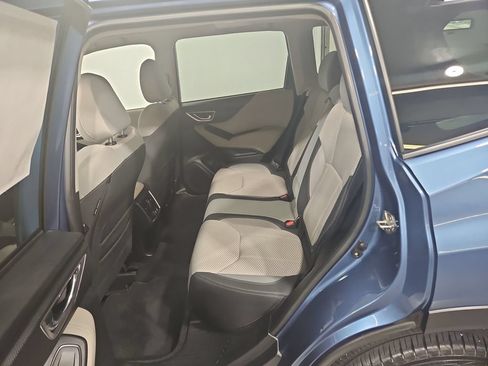 Used 2020 Subaru Forester Premium AWD/4WD image 25
