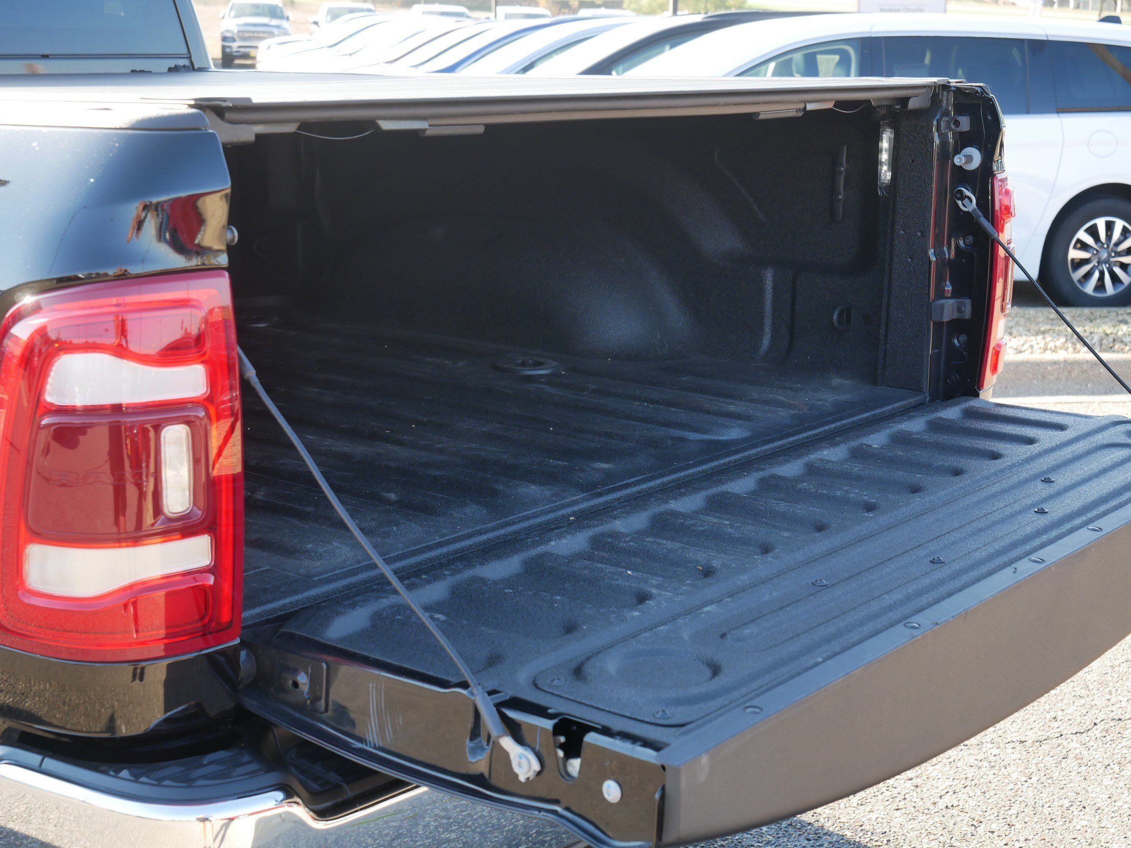 Used 2024 RAM 2500 Laramie w/ Safety Group AWD/4WD image 18