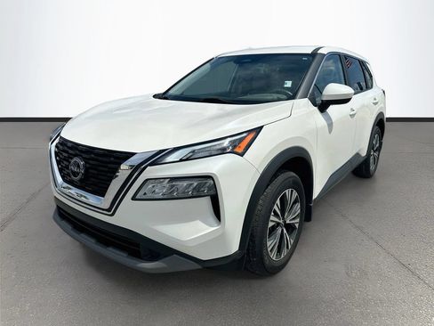 Used 2023 Nissan Rogue SV FWD image 3