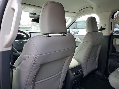 New 2026 Ford Explorer Active w/ Active Comfort Package AWD/4WD image 30
