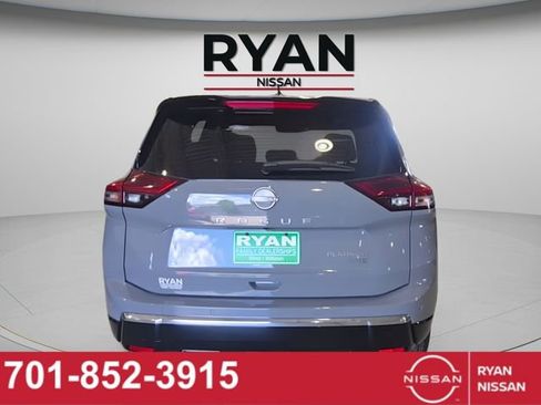New 2026 Nissan Rogue Platinum AWD/4WD image 4