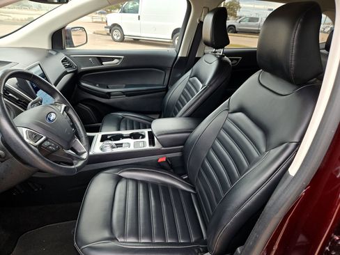 Used 2024 Ford Edge SEL image 23