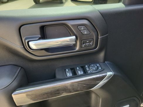 Used 2021 Chevrolet Silverado 3500 LTZ w/ LTZ Texas Edition image 16