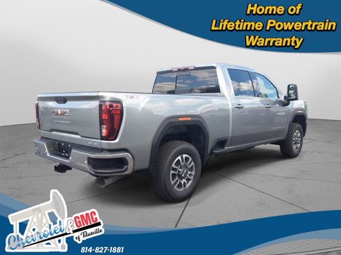 New 2025 GMC Sierra 2500 SLE w/ SLE Value Package; image 9