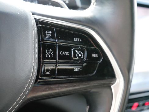 Used 2021 Jeep Grand Cherokee L Overland w/ Luxury Tech Group IV image 25