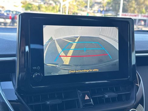 Used 2024 Toyota Corolla LE image 17