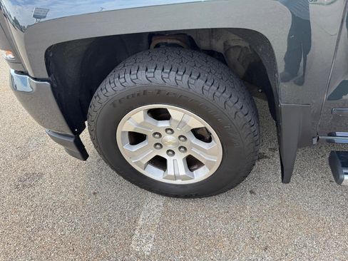 Used 2019 Chevrolet Silverado 1500 LT w/ All Star Edition image 13