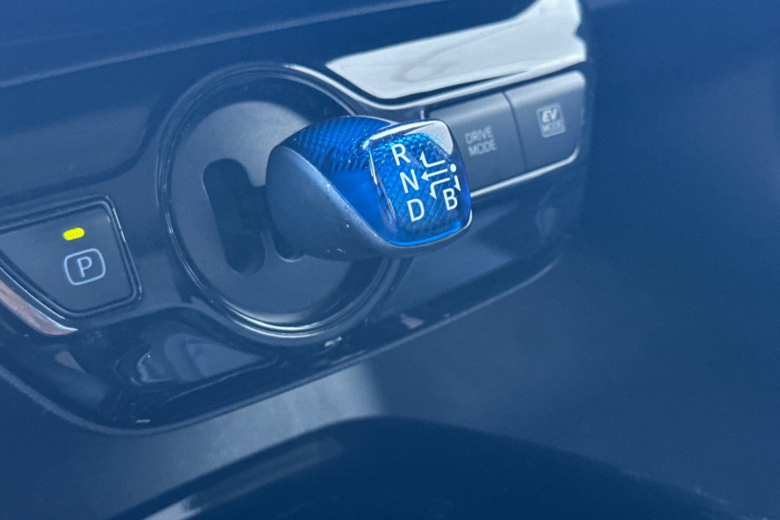 Used 2019 Toyota Prius XLE FWD image 33