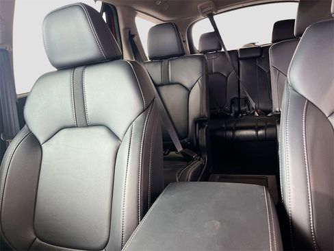 Used 2024 Honda Pilot EX-L image 34