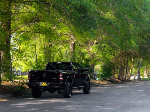 Used 2022 RAM 2500 Laramie AWD/4WD image 40