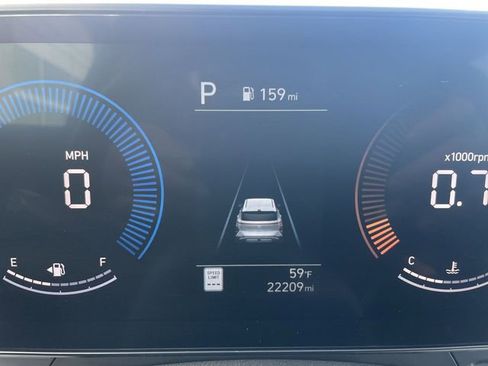 Used 2025 Hyundai Kona SEL image 15