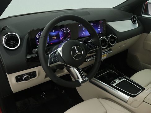 New 2026 Mercedes-Benz GLA 250 image 4
