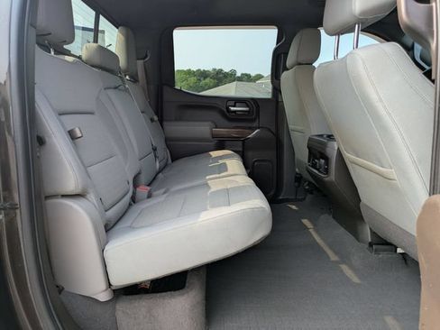 Used 2019 Chevrolet Silverado 1500 LT Trail Boss AWD/4WD image 23