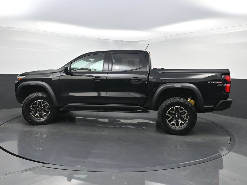 Used 2023 Chevrolet Colorado ZR2 w/ ZR2 Convenience Package III AWD/4WD image 42