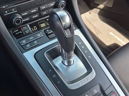 Used 2021 Porsche 718 Cayman RWD image 11