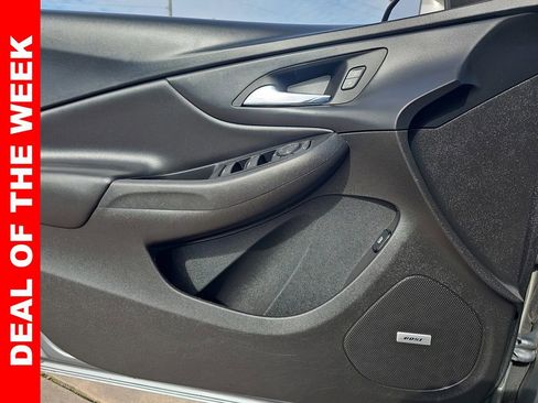 Used 2018 Chevrolet Volt Premier image 25