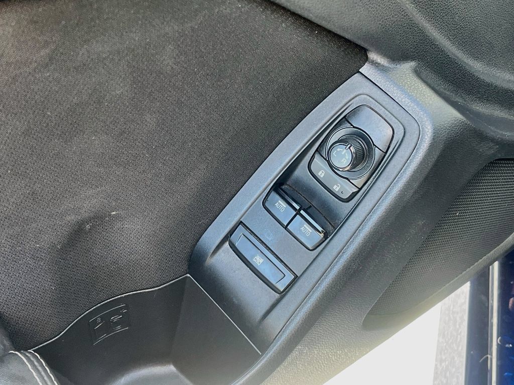 Used 2022 Toyota GR86 RWD image 17