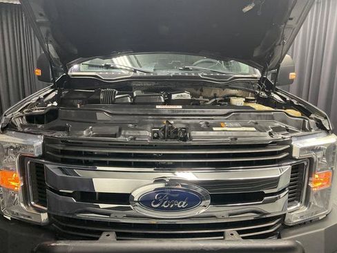 Used 2018 Ford F250 XLT AWD/4WD image 14