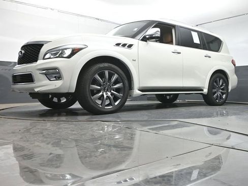 Used 2017 INFINITI QX80 Signature Edition RWD image 36