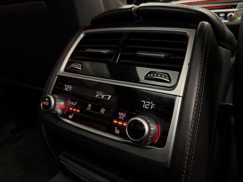 Used 2019 BMW 750i xDrive w/ M Sport Package image 46