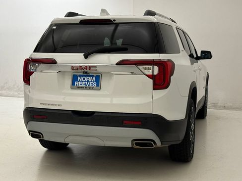Used 2021 GMC Acadia SLT w/ Premium Package FWD image 9