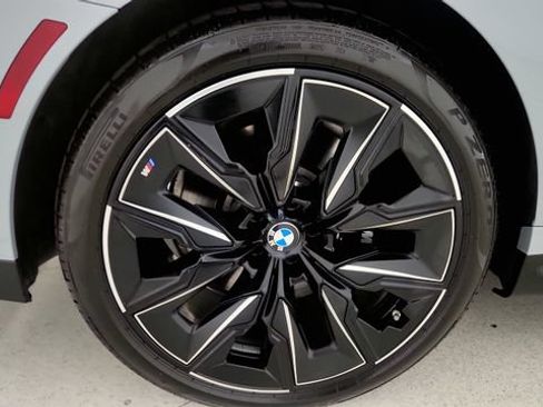 Used 2026 BMW 740i xDrive AWD/4WD image 77