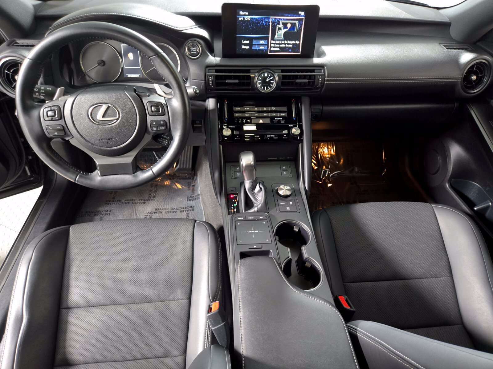Used 2024 Lexus IS 300 w/ Premium Package RWD image 4