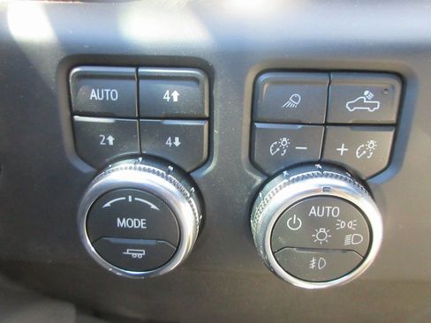 New 2026 GMC Sierra 1500 AT4 w/ AT4 Premium Package image 18