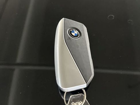 Used 2026 BMW 530i xDrive AWD/4WD image 27