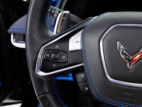 Used 2020 Chevrolet Corvette Stingray Premium Cpe w/ 3LT Preferred Equipment Group image 25