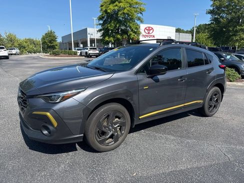 Used 2025 Subaru Crosstrek 2.5i Sport AWD/4WD image 2