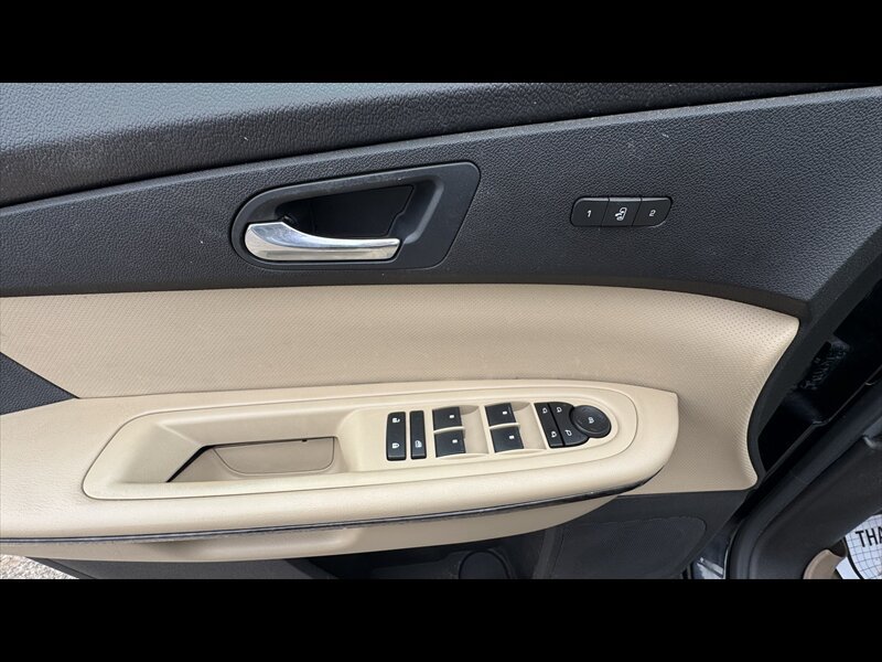 Used 2011 GMC Acadia Denali AWD/4WD image 14