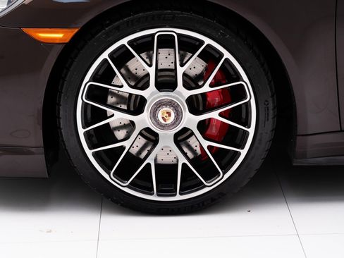 Certified 2014 Porsche 911 Turbo image 14