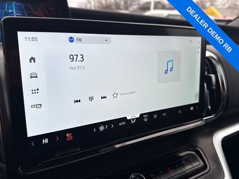 Used 2025 Ford Expedition Platinum w/ Stealth Appearance Package image 33