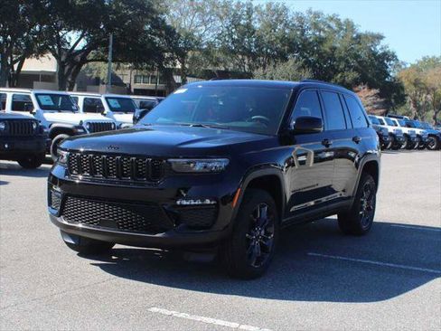 New 2025 Jeep Grand Cherokee Limited image 5
