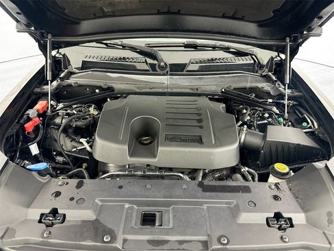 Certified 2022 Land Rover Defender 110 X image 28