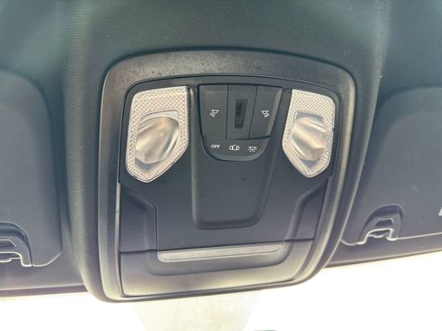 Used 2022 RAM 2500 Tradesman w/ Chrome Appearance Group image 21