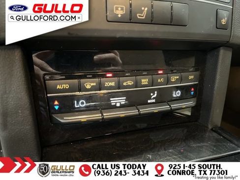 Used 2010 Mercedes-Benz E 350 Sedan image 27