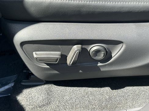 Used 2024 Toyota Land Cruiser image 23