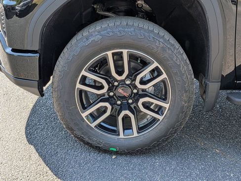 New 2026 GMC Sierra 1500 AT4 w/ AT4 Premium Package image 12