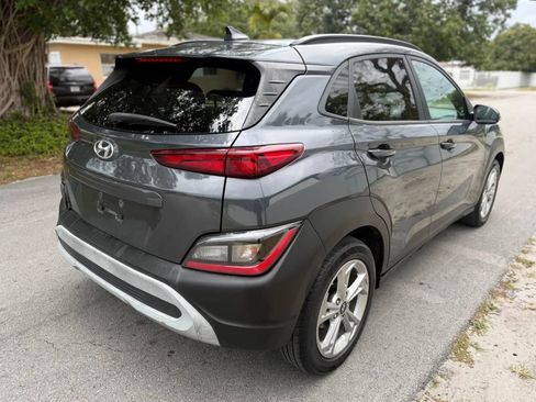 Used 2022 Hyundai Kona SEL w/ Convenience Package FWD image 5