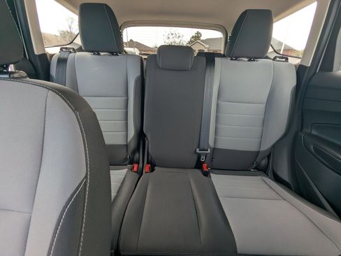 Used 2018 Ford Escape S image 22