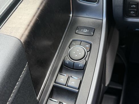 Used 2025 Ford F350 Lariat AWD/4WD image 14